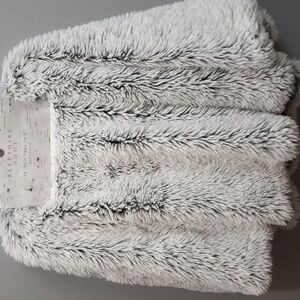 Berkshire Blanket 56" White and Silvery Gray Ultra Plush Faux Fur Tree Sk…